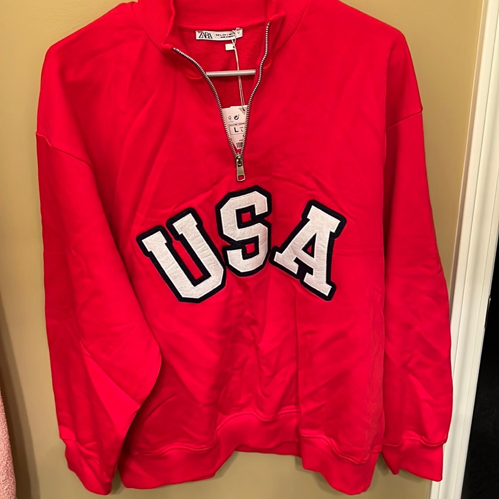 Women Zara hoodie